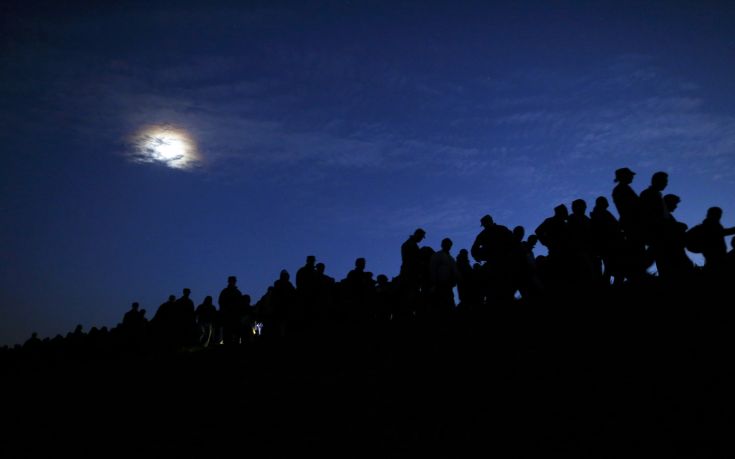 Στη Σλοβενία εισήλθαν 218.000 πρόσφυγες από τα μέσα Οκτωβρίου