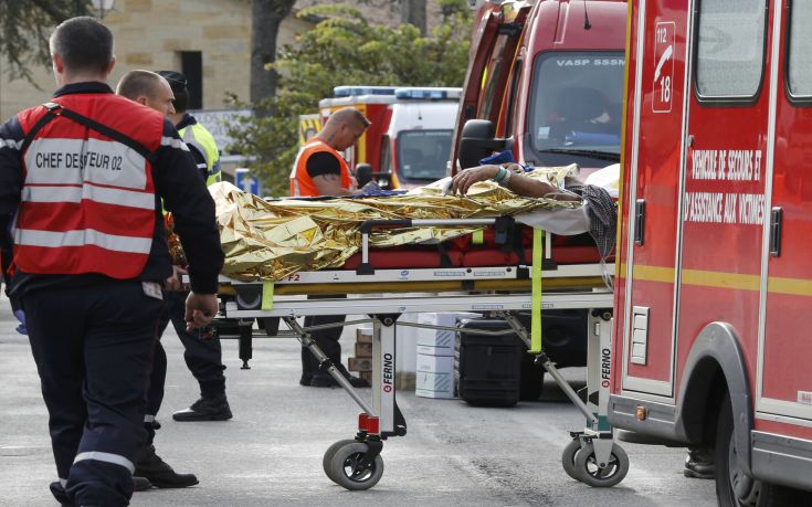 Άρχισαν οι έρευνες για το πολύνεκρο τροχαίο στη Γαλλία