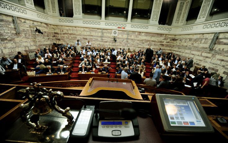 Διαφωνούν οι «53» του ΣΥΡΙΖΑ με τη συνταγματική αναθεώρηση