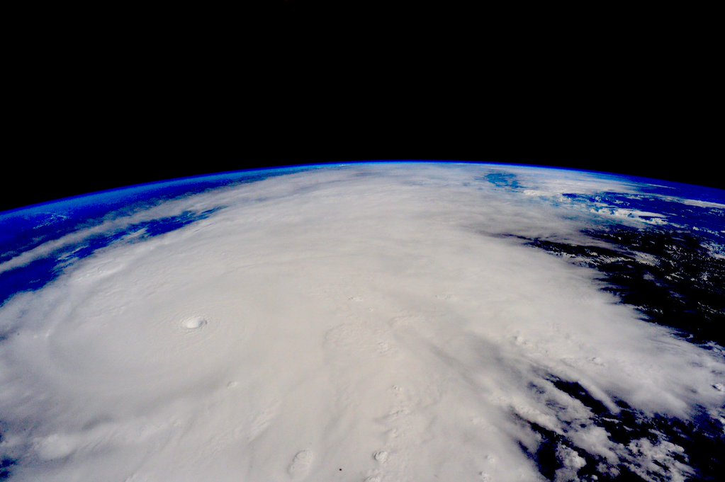 Ο ισχυρότερος τυφώνας στην ιστορία απειλεί το Μεξικό