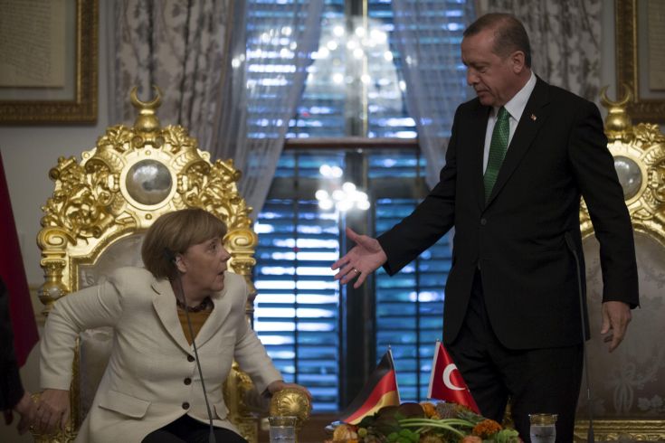 Tagesspiegel: Η ικέτιδα Ε.Ε. και ο σουλτάνος Ερντογάν