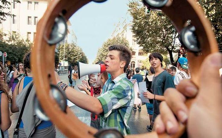 Μουσική διαμαρτυρία μαθητών στη Θεσσαλονίκη