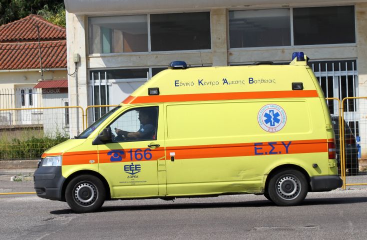 Οδηγός παρέσυρε και εγκατέλειψε πεζό στο κέντρο της Θεσσαλονίκης