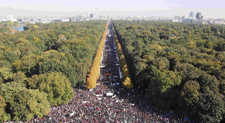«Ραντεβού» διαδηλωτών στο Βερολίνο ενάντια στην TTIP