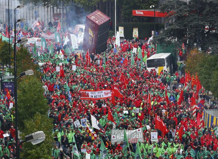 Ογκώδης διαδήλωση κατά της λιτότητας στις Βρυξέλλες