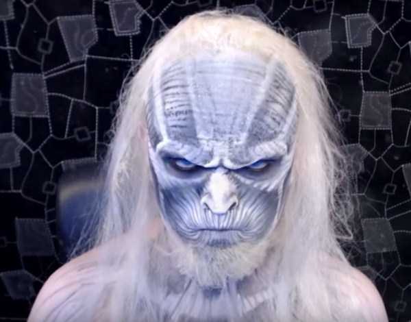 creepy-halloween-makeup-24