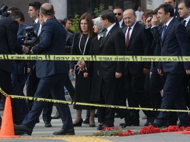 Ο Νταβούτογλου… ξέρει τους υπόπτους για επιθέσεις αυτοκτονίας αλλά δεν τους πιάνει λόγω… αντιποίνων