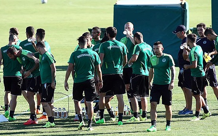 Επίσκεψη οπαδών στην προπόνηση του Παναθηναϊκού