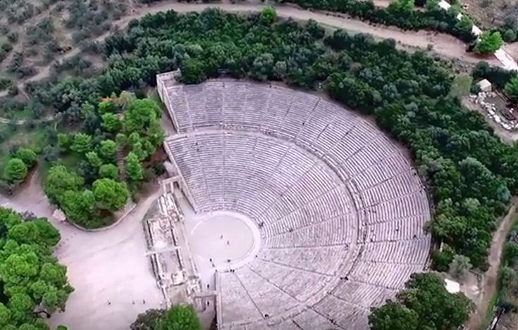 «Εκπαιδεύοντας το κοινό στο αρχαίο δράμα»