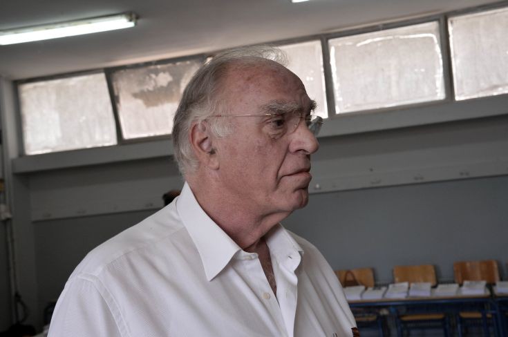 Ο Λεβέντης θέλει το υπουργείο Οικονομικών και συντάξεις έως 1.000 ευρώ