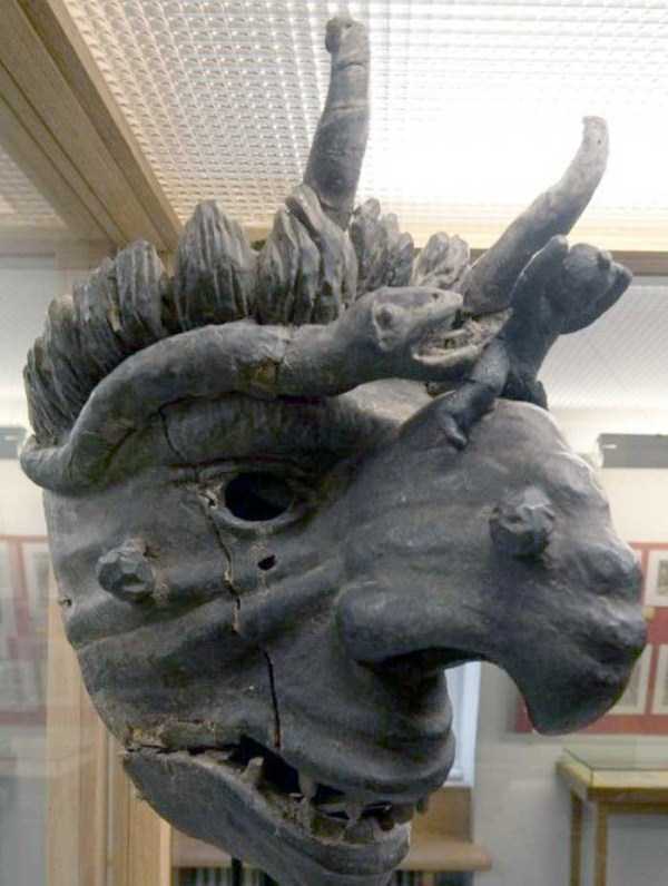 mask-of-shame-Schandmaske-7 mask-of-shame-Schandmaske-7