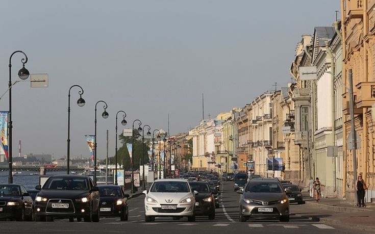 Οδηγός πέταξε πεζό σε κανάλι επειδή ακούμπησε το… αυτοκίνητό του