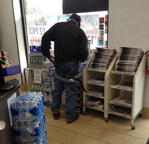 sagging_pants_fail_03