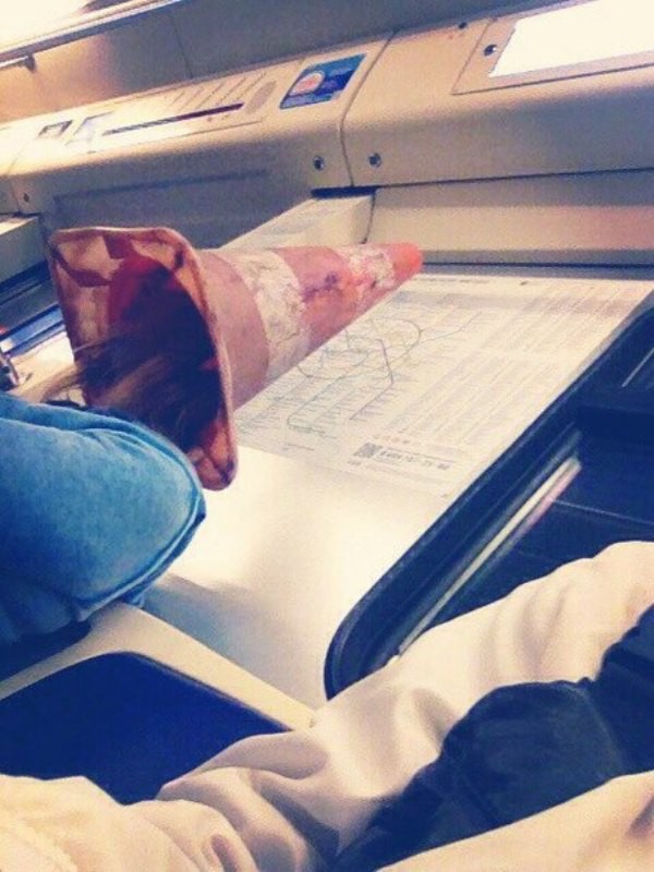 subways-are-strange-30-photos-19