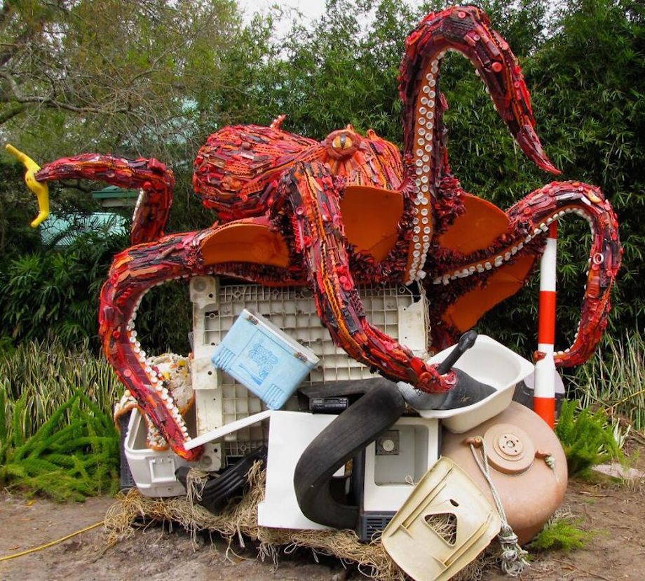 these-sculptures-are-made-entirely-from-beach-waste-photos-3