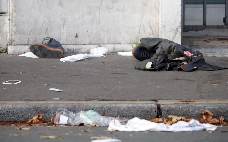 Υπόπτους για τις επιθέσεις στο Παρίσι παρέδωσαν οι αυστριακές αρχές στη Γαλλία