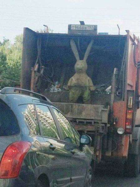 bizarre_pics_that_will_definitely_make_you_wonder_wtf_is_going_on_640_33