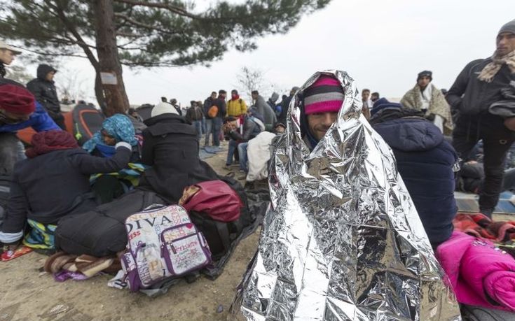 Στην Ειδομένη περιμένουν 5.000 πρόσφυγες και μετανάστες