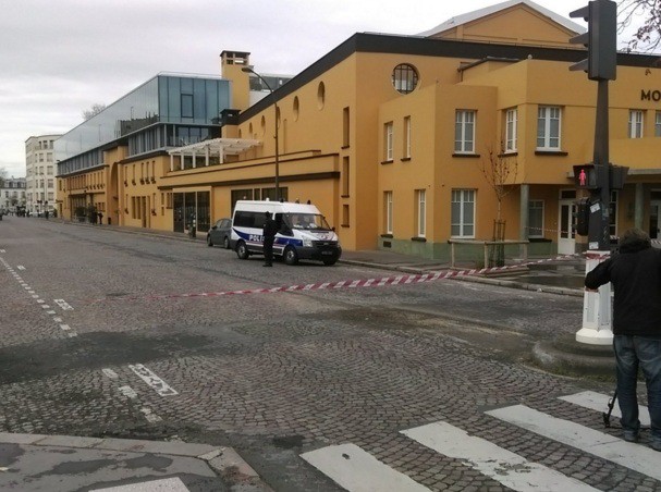 Συναγερμός για βόμβα στο ξενοδοχείο της εθνικής Γερμανίας