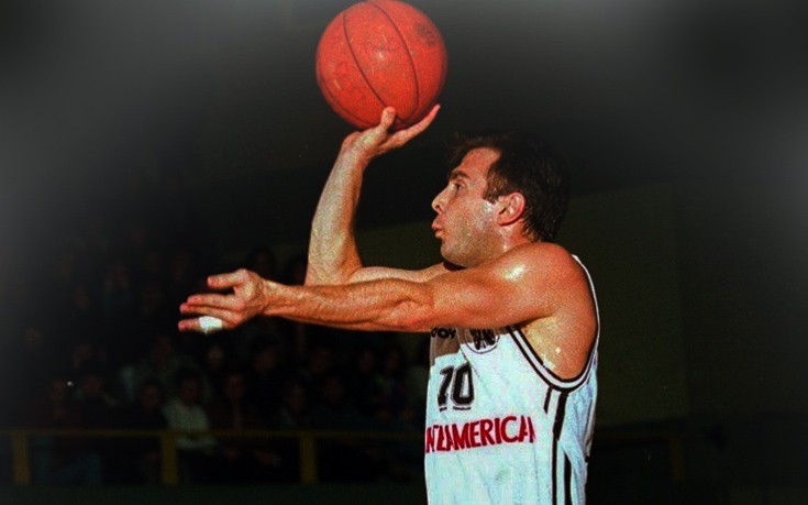 Ο Τεν-Τεν του ελληνικού μπάσκετ Τζον Κόρφας