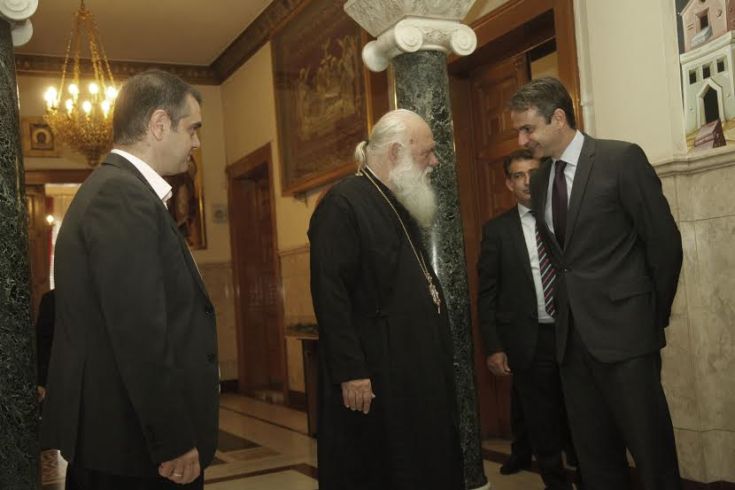 Στον Αρχιεπίσκοπο Ιερώνυμο ο Κυριάκος Μητσοτάκης