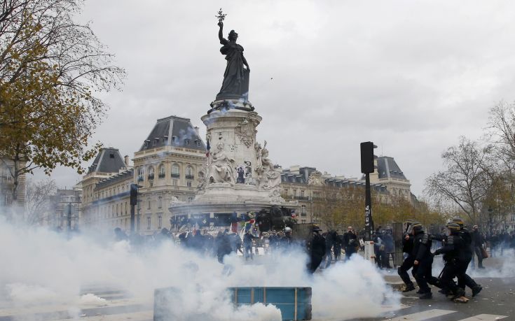 Επεισόδια στο Παρίσι σε διαδήλωση για την κλιματική αλλαγή