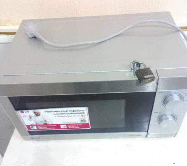 russia_where_everything_is_kinda_different_640_13