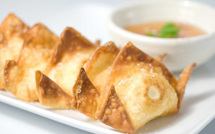 Wonton γεμιστά με τόνο και μαγιονέζα