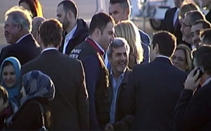 Τσίπρας, Σουλτς, Αβραμόπουλος στην πρώτη μετεγκατάσταση προσφύγων από την Ελλάδα