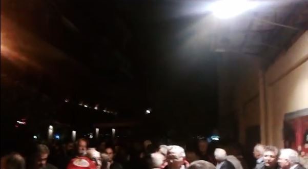 Βίντεο από την εισβολή των αντιεξουσιαστών που ματαίωσε την ομιλία του Αδωνι