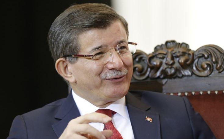 Επενδύσεις στη νοτιοανατολική Τουρκία υποσχέθηκε ο Νταβούτογλου