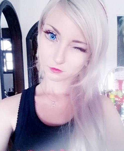 brazils_real_life_disney_princess_claims_her_dolllike_looks_are_all_natural_640_05