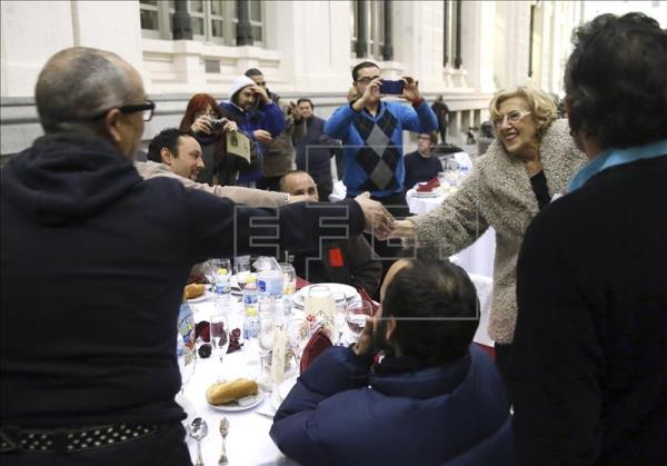 Χριστουγεννιάτικο ρεβεγιόν για τους άστεγους στη Μαδρίτη