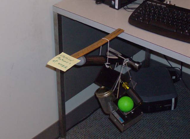 gravity_is_not_the_boss_of_me_640_33