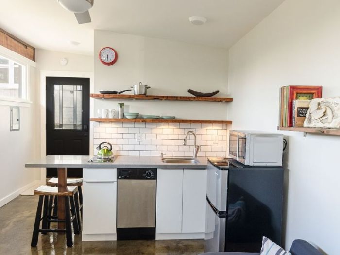 house_in_the_garage_03 house_in_the_garage_03