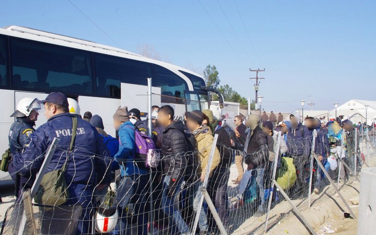 Φωτογραφίες και βίντεο από την επιχείρηση στην Ειδομένη