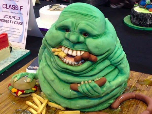 its-been-a-long-workweek-you-deserve-cake-35-photos-31-e1449021329949