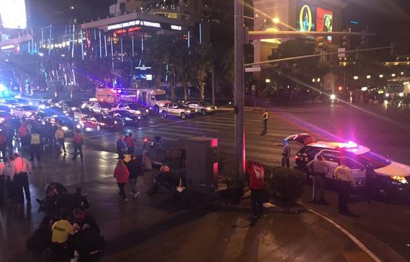 Αυτοκίνητο έπεσε πάνω στο πλήθος έξω από καζίνο στο Λας Βέγκας
