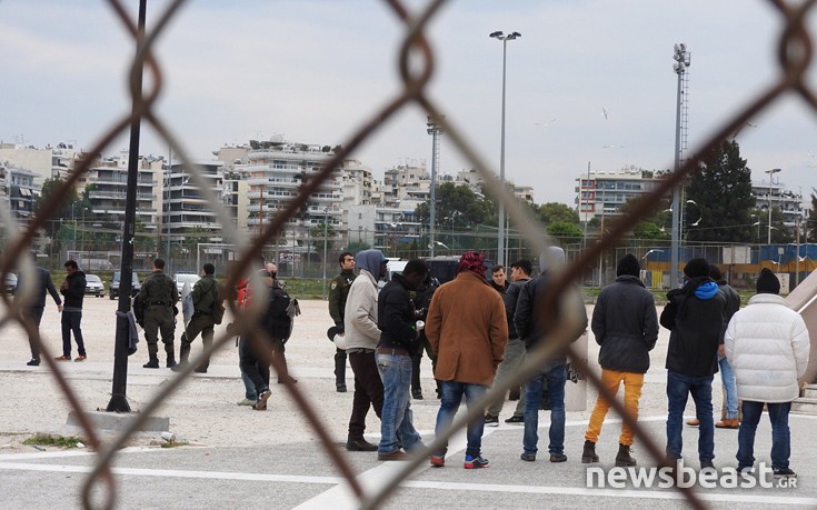 Από το Τάε Κβον Ντο στο γήπεδο Χόκεϊ μεταφέρονται οι μετανάστες