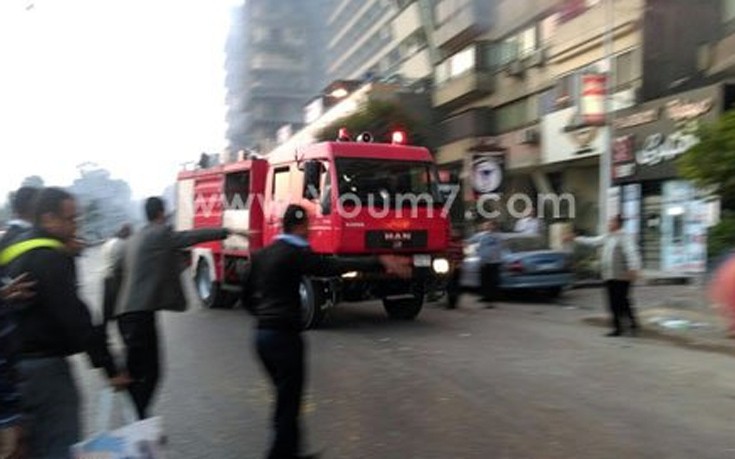 Δεκαέξι άνθρωποι κάηκαν ζωντανοί ή πέθαναν από ασφυξία στο εστιατόριο του Καΐρου