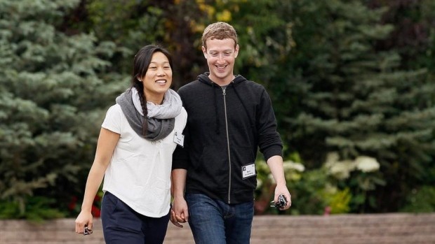 Το ζεύγος Ζούκερμπεργκ χαρίζει το 99% των μετοχών του στο Facebook στο&#8230; ίδρυμά του