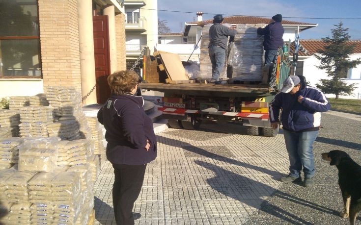 Πέντε τόνοι ρύζι σε άπορους του δήμου Θερμαϊκού
