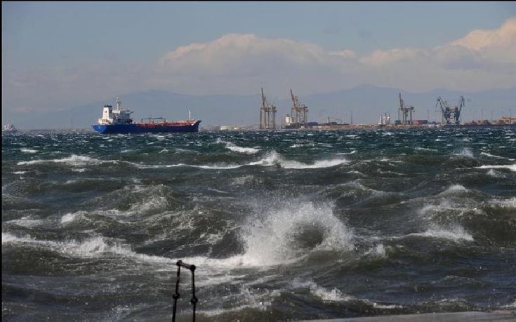 Ακυβέρνητο φορτηγό πλοίο δυτικά του ακρωτηρίου Ταίναρου