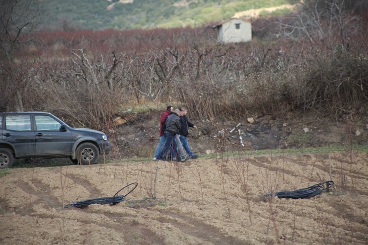 Είχε ανοίξει τον τάφο της Ανθής στο χωράφι, τη στραγγάλισε και την έθαψε