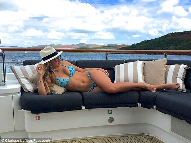 2FC5E08700000578-3379793-image-a-12_1451862781633 2FC5E08700000578-3379793-image-a-12_1451862781633