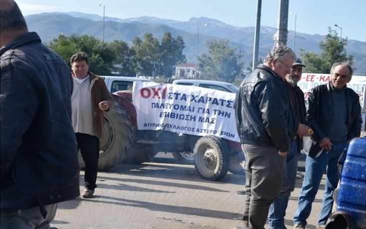 Μπλόκα και καταλήψεις από τους αγρότες στην Κρήτη