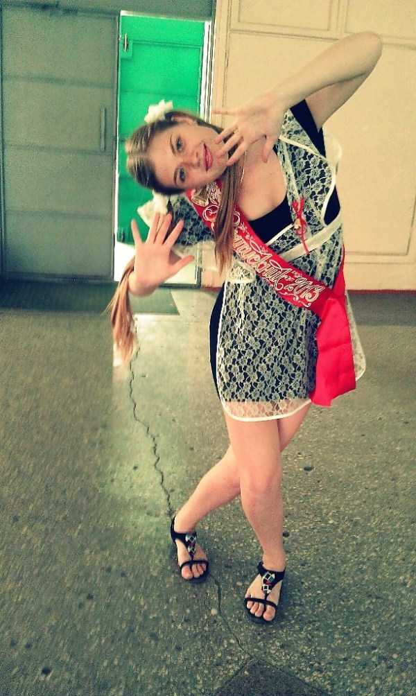 cute-russian-girls-in-sexy-school-uniforms-6