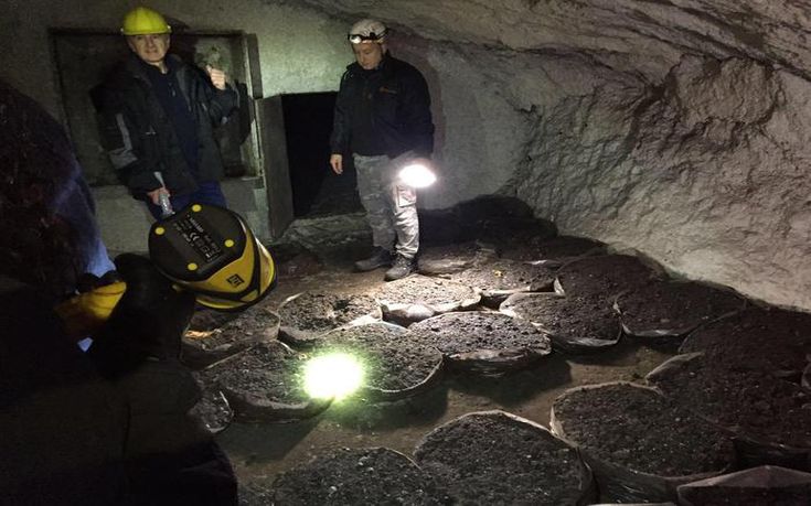 ΙΤΑΛΙΑ ΚΑΤΑΚΟΜΒΕΣ ΧΩΜΑΤΕΡΗ ΙΤΑΛΙΑ ΚΑΤΑΚΟΜΒΕΣ ΧΩΜΑΤΕΡΗ