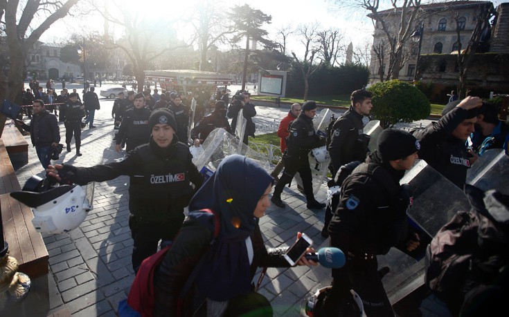 Βλέπουν το Ισλαμικό Κράτος πίσω από το μακελειό στην Κωνσταντινούπολη