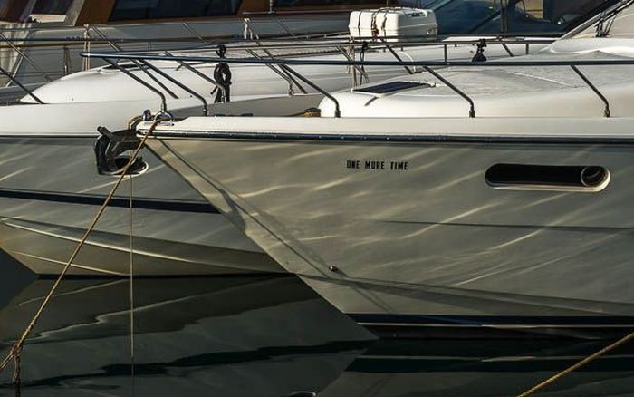 yacht_name_07 yacht_name_07